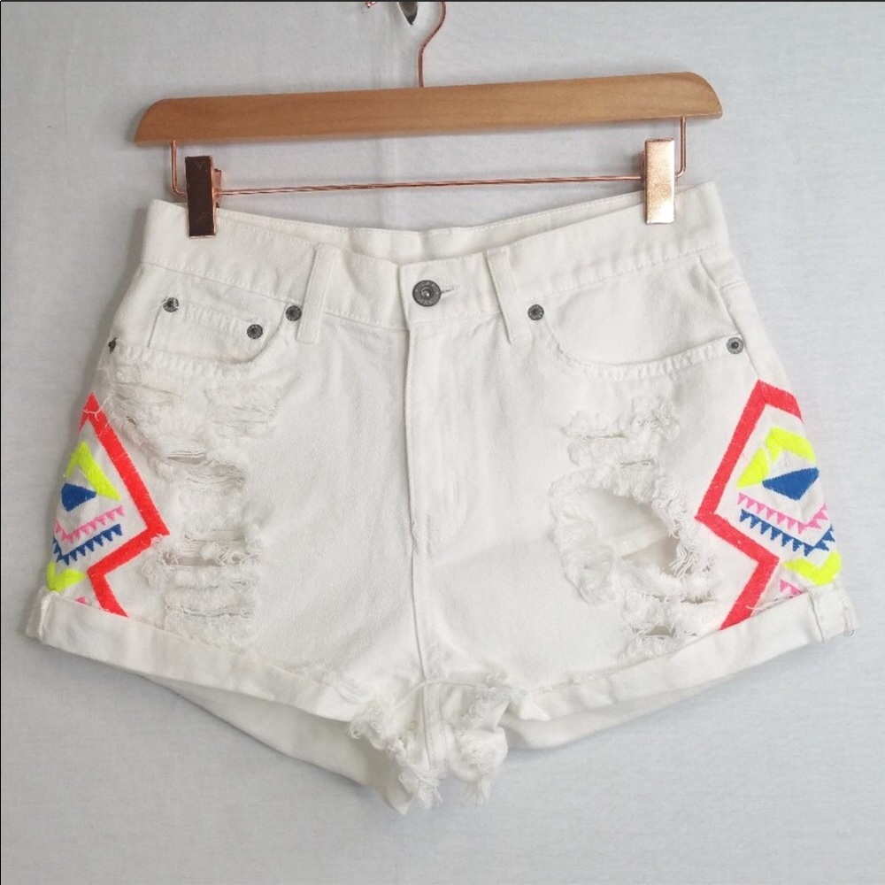 LF CARMAR HIGH WAIST Shorts Embroidered Aztec NEON